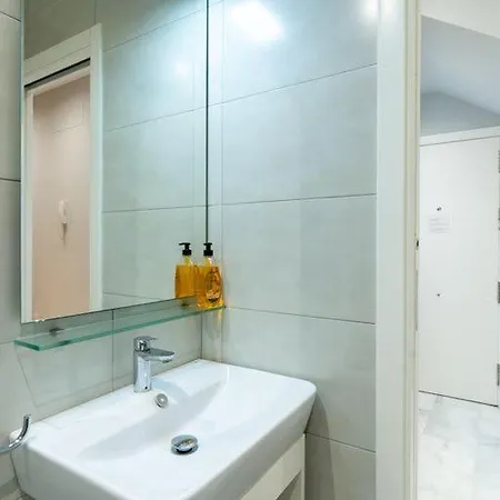 Apartamento Coqueto Descubrir *